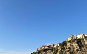 Casa Adema